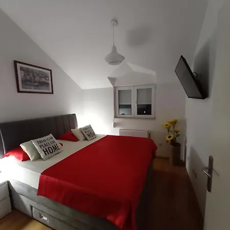 Apollo Premium Apartment