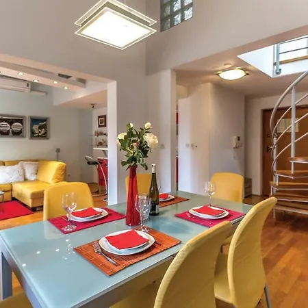 Apollo Premium Apartment